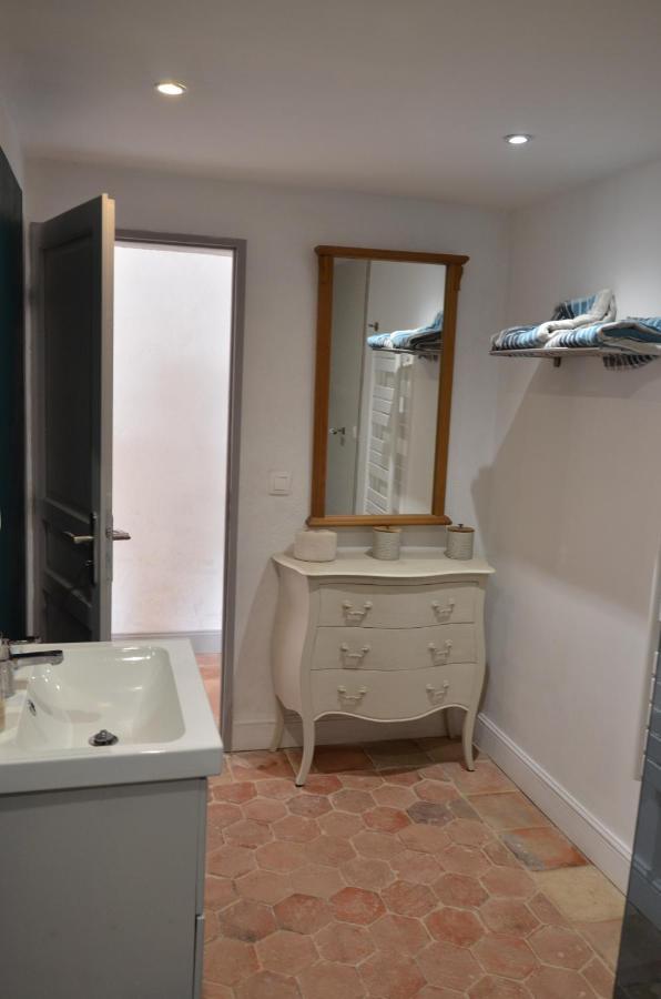 La Vigneraie Apartment Albiac Екстериор снимка