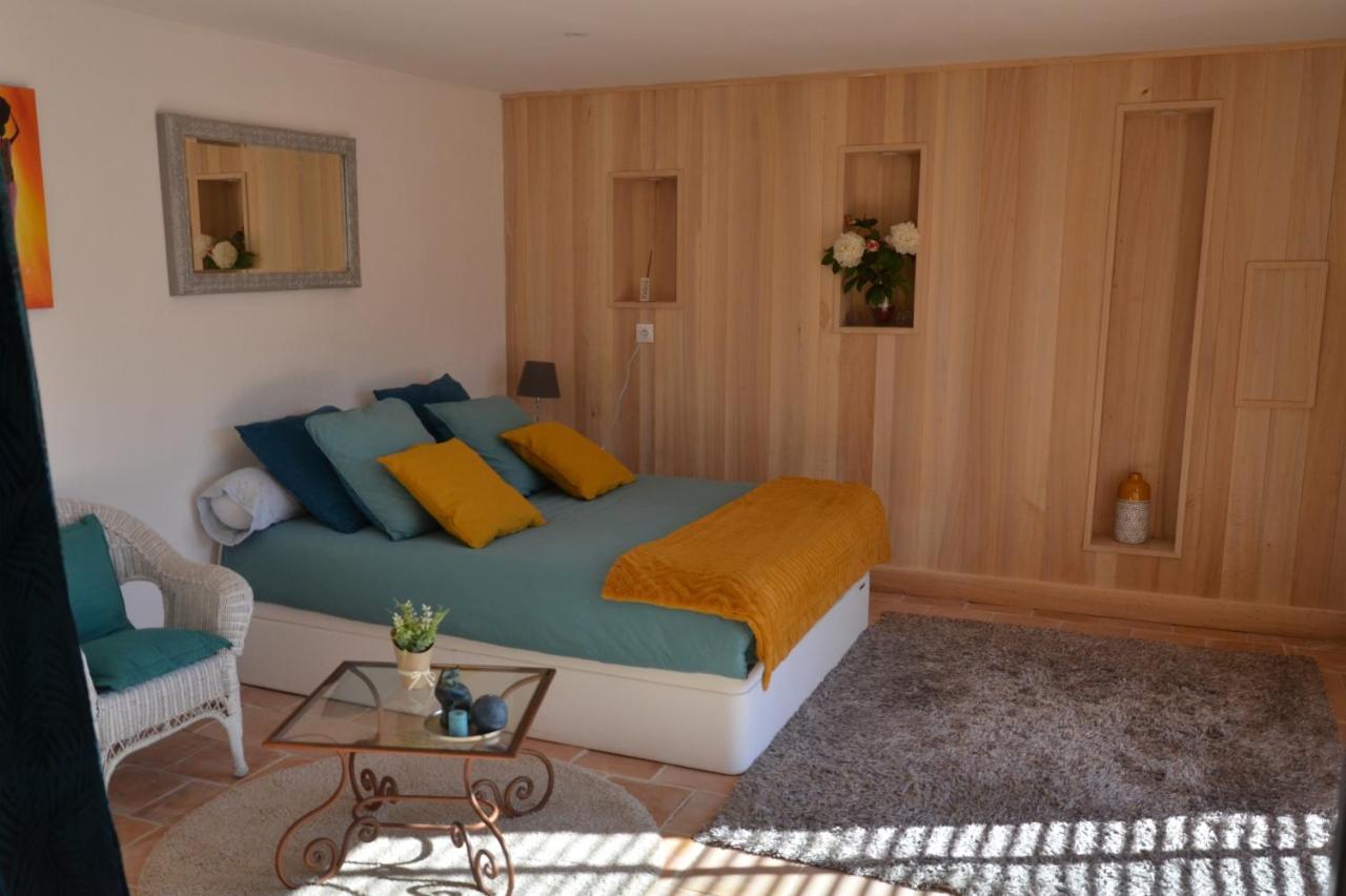 La Vigneraie Apartment Albiac Екстериор снимка